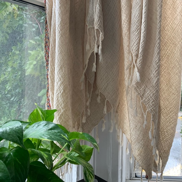 Beautiful Handmade throw~ - Picture 3 of 15